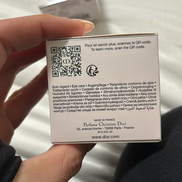 Dior capture totale La creme yeux 15 ml - Picture 3 of 5